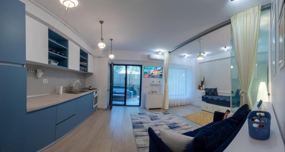 Portami Al Mare - Apartament, Terasa & Curte Năvodari Exteriör bild